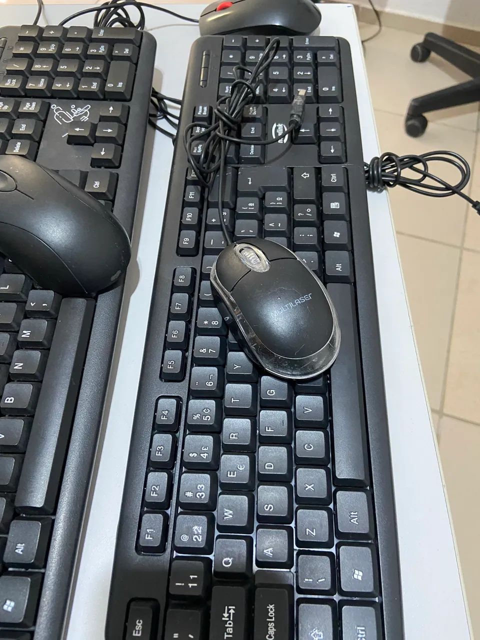 Vendo kit teclado mouse USB novinhos modelo abnt2 - Foto 4