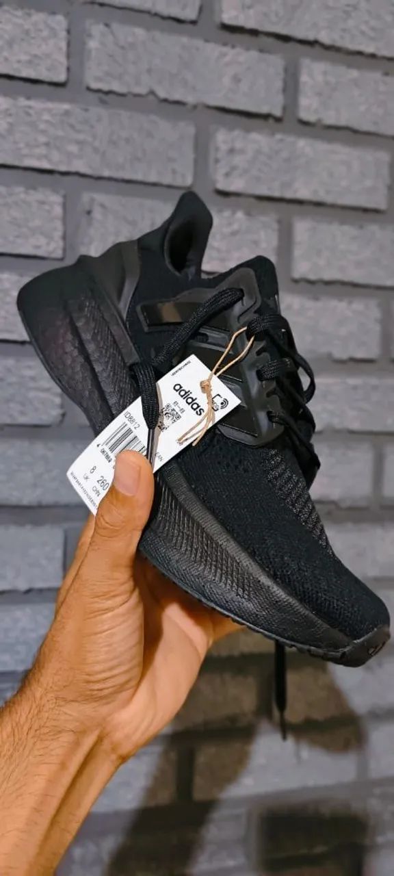 Tênis Ultraboost 5 - Foto 4