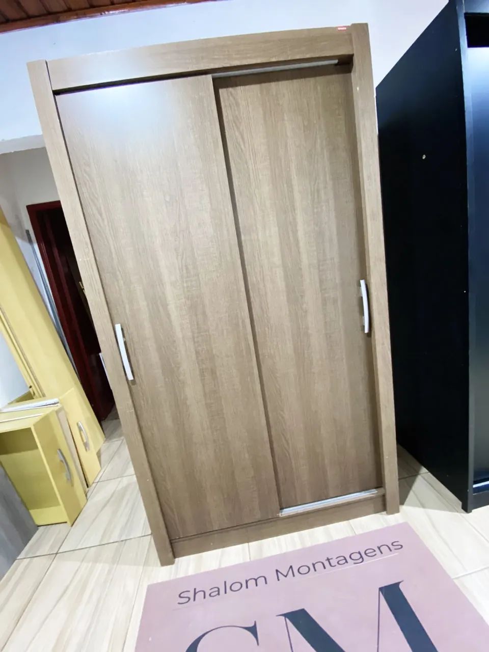 Guarda roupa de solteiro 