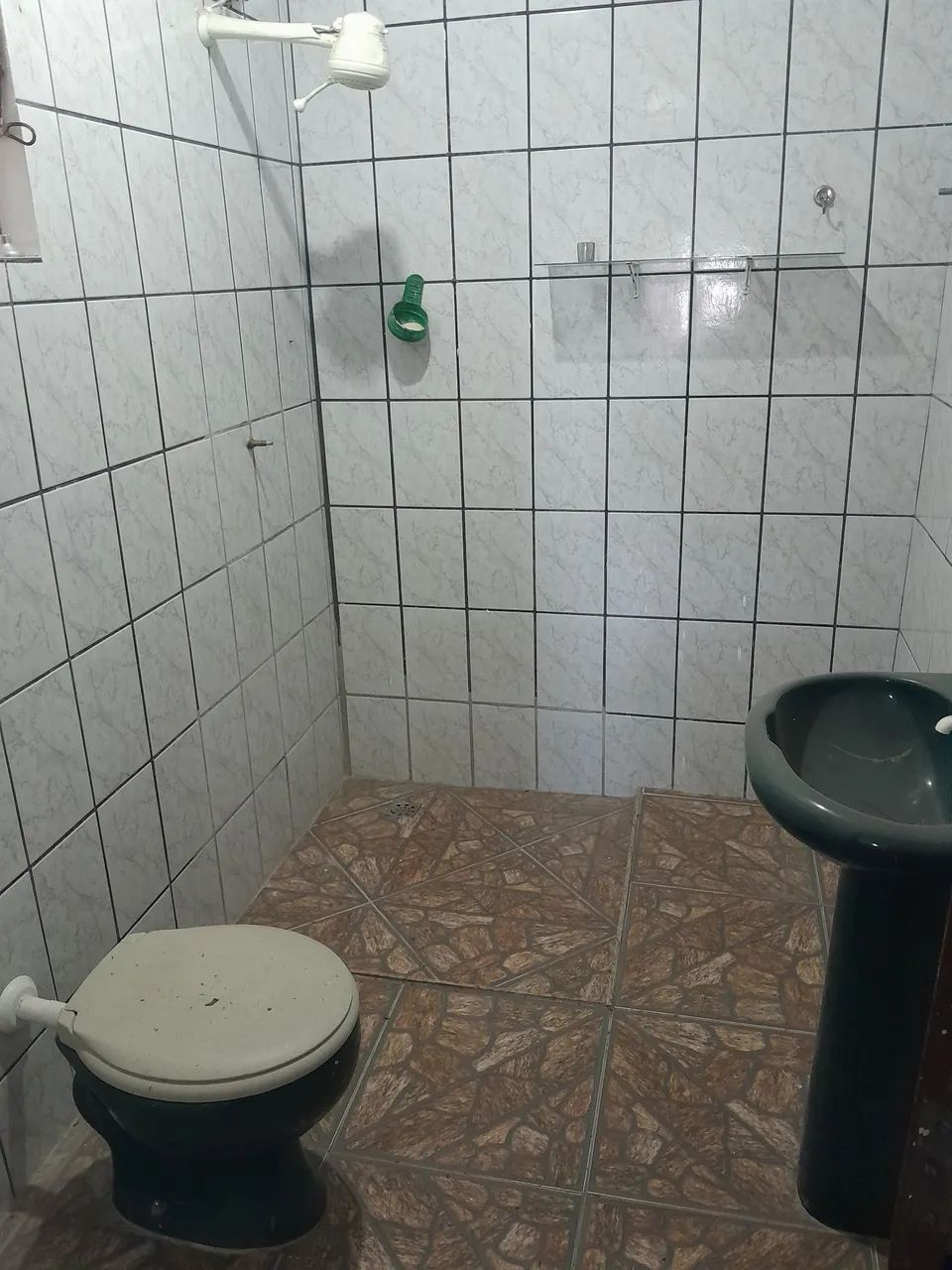Vende-se 2 casa ,com terraço  e com quintal 