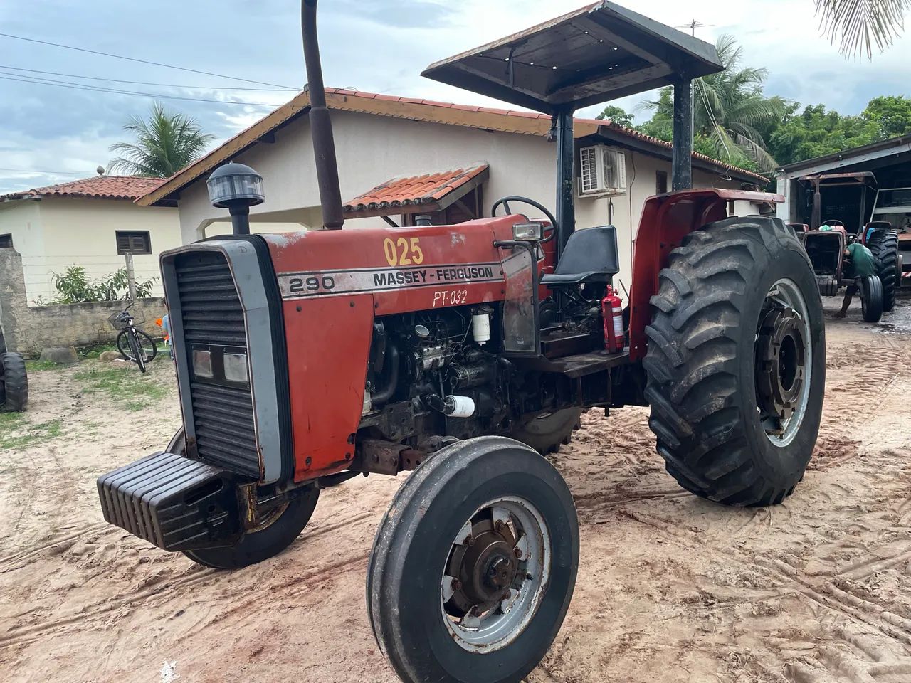 Trator massey ferguson 