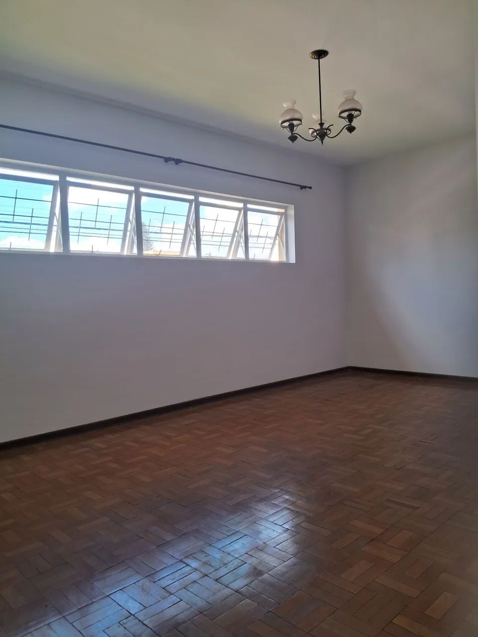 Casa confortável de 3 dormitórios no V. Operária. - Foto 2
