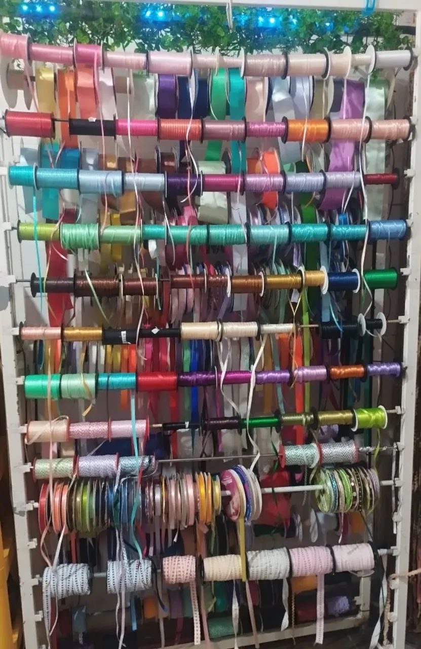 Expositor de fitas completo 