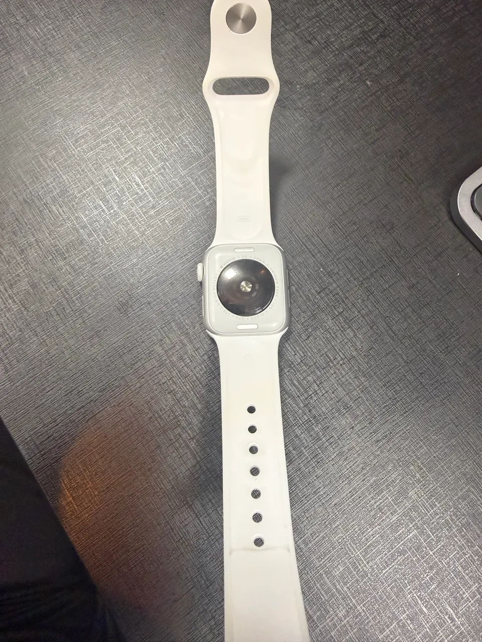 Apple Watch SE 2 40mm GPS + Celullar Cinza + Branco  - Foto 2