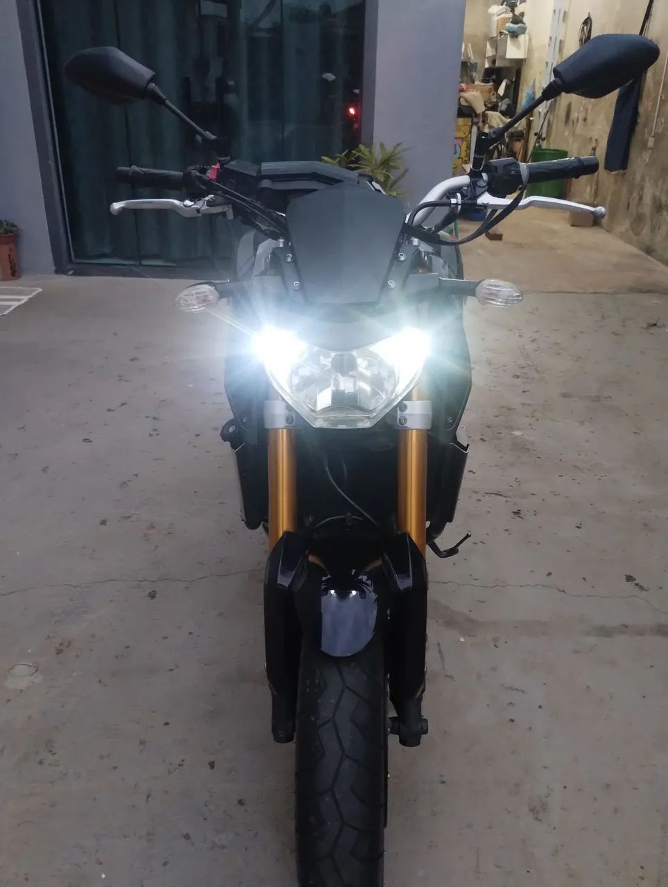 MT 09 2015  $39,999  - Foto 5