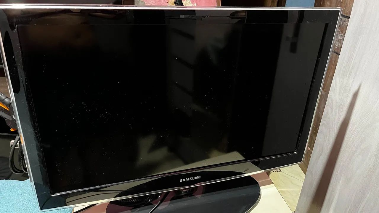 TV - 32 POLEGADAS - SAMSUNG