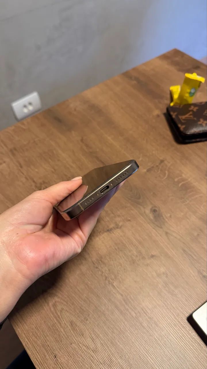iPhone 16 pro max 256GB - Foto 3