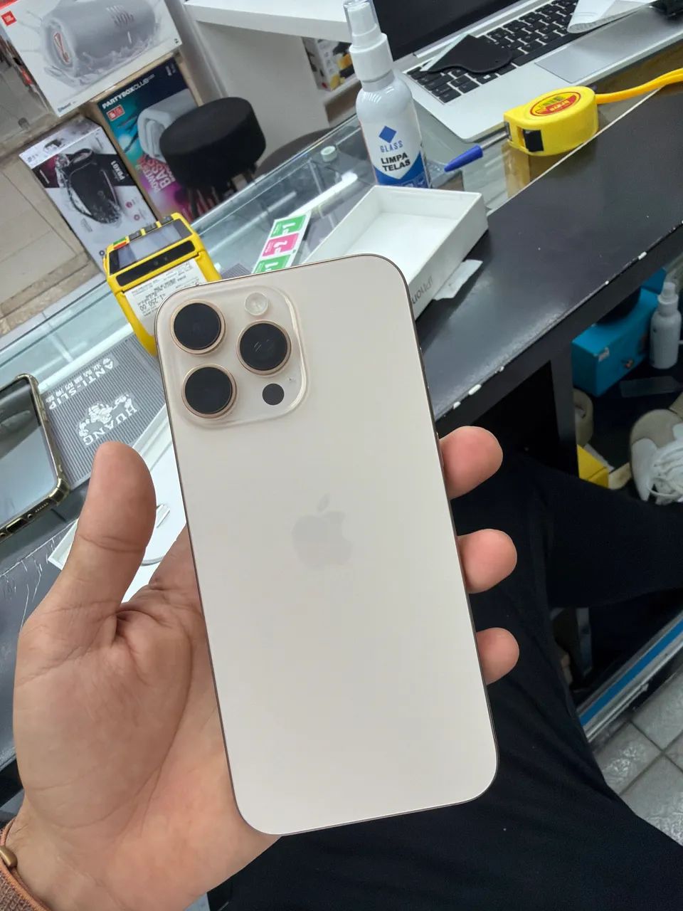 iPhone 16 Pro Max 256 GB - Foto 3