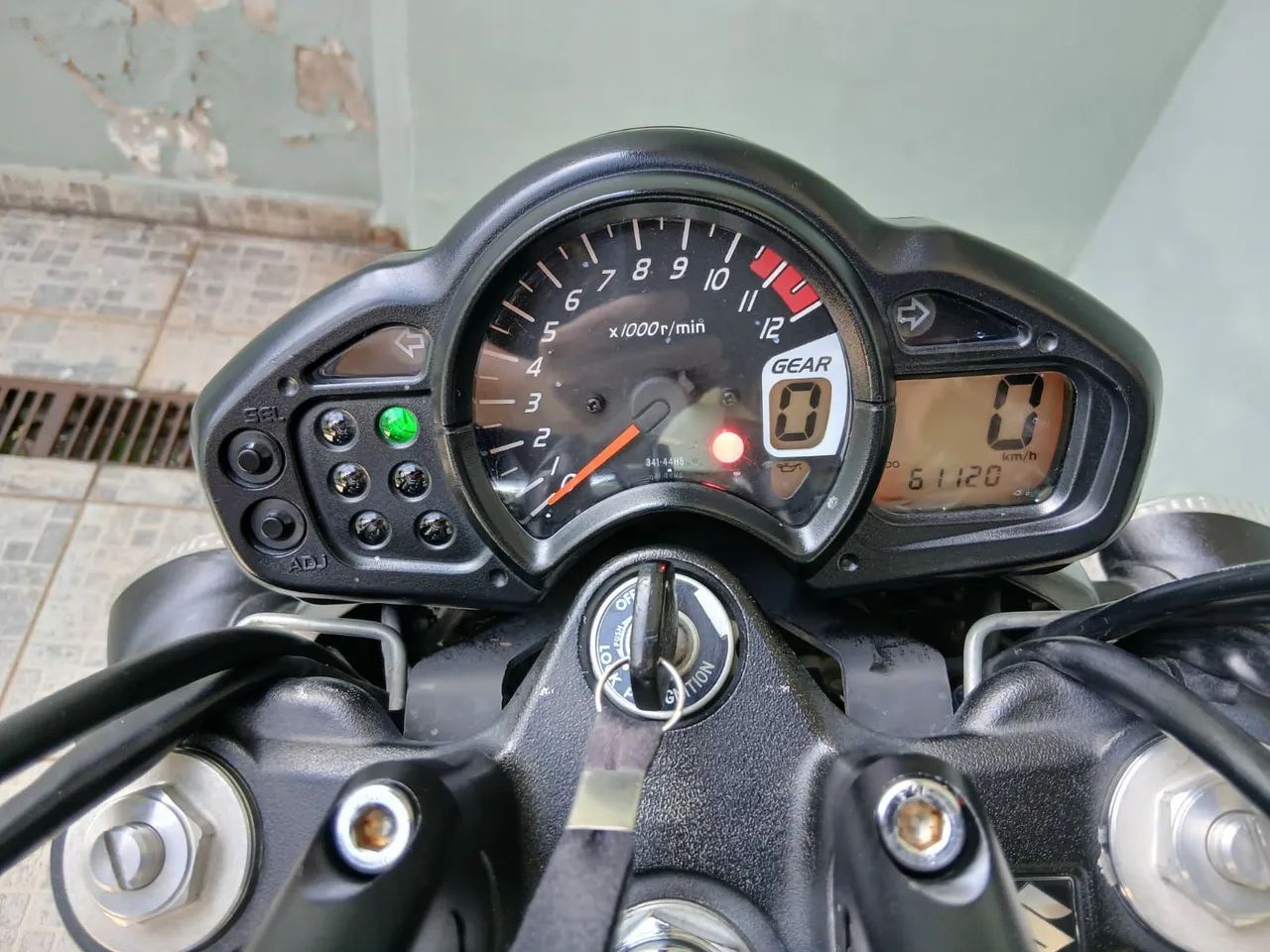 Suzuki GLADIUS 650 - Foto 2