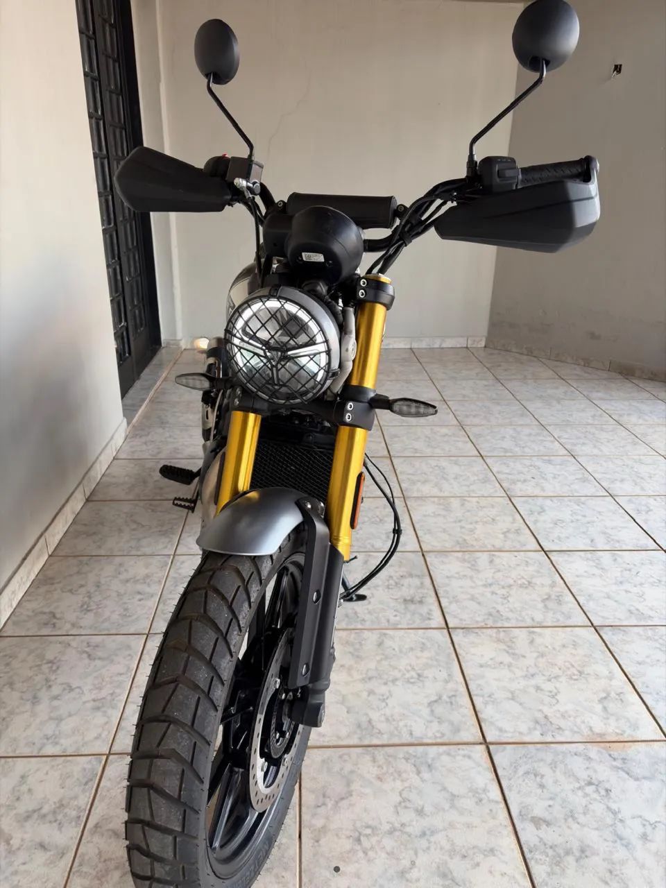 Triumph Scrambler 400x - Foto 2