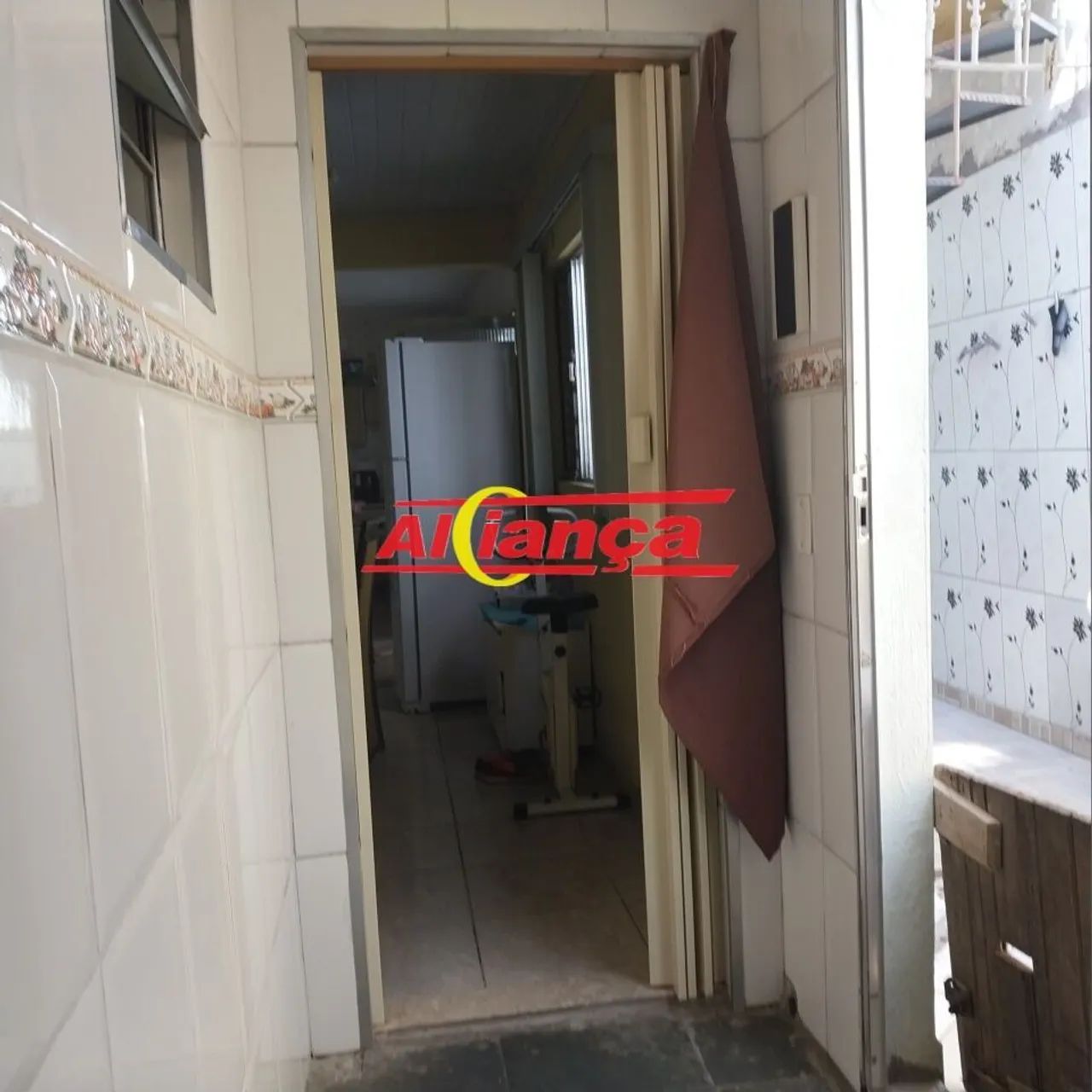 Casa Térrea com 2 dormitórios e 3 vagas - Foto 5