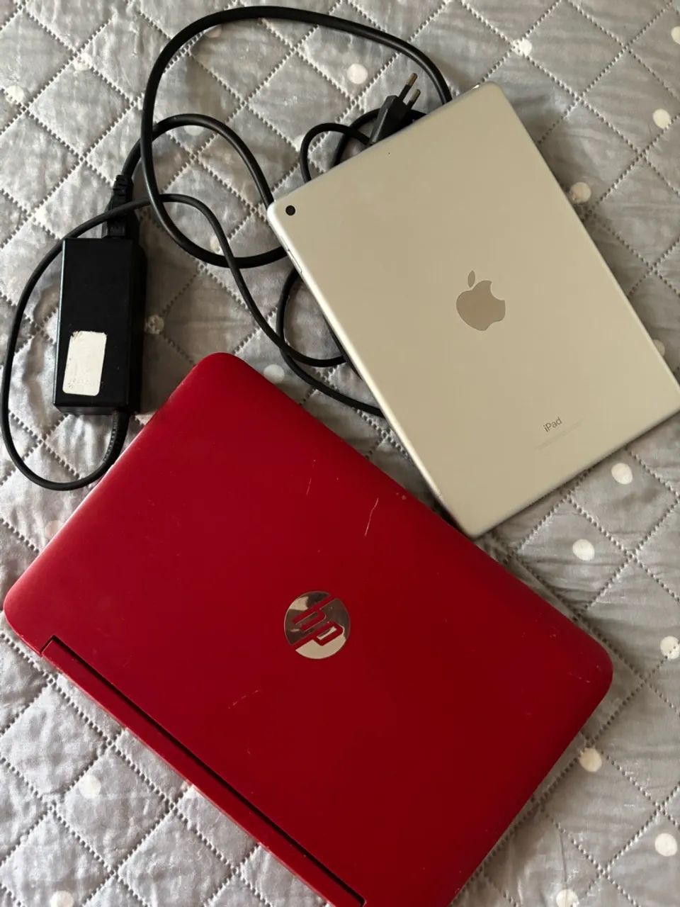 Laptop HP e IPad 