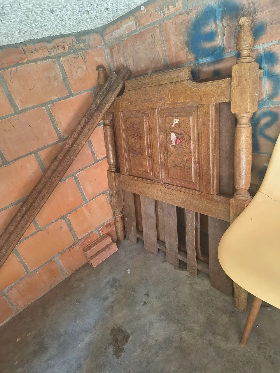 Cama de solteiro 