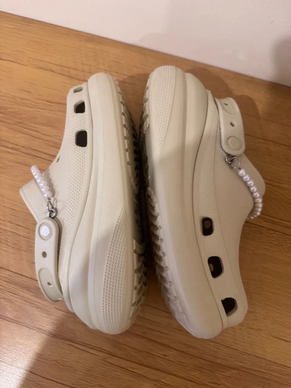 crocs plataforma bege original tam 37 - Foto 5