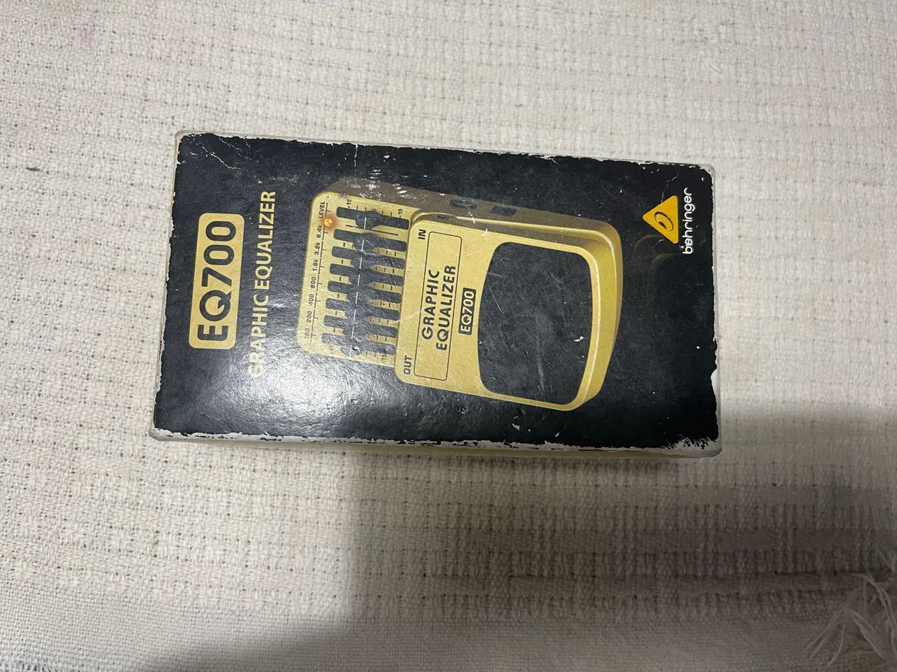 Pedaleira Behringer Graphic Equalizer EQ700
