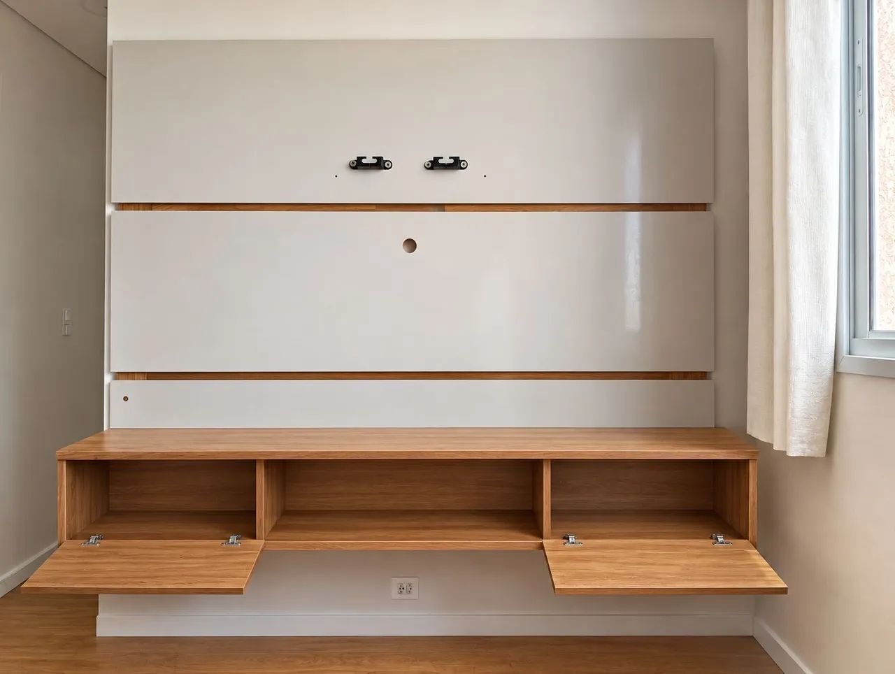 Painel para TV + Rack Suspenso 65 polegadas - Excelente Estado - Foto 5