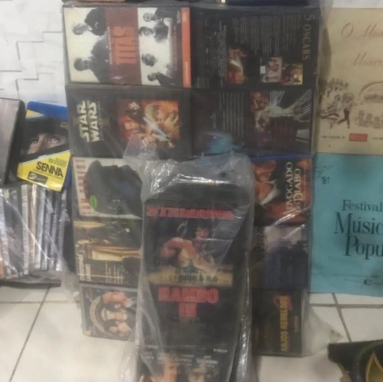 Vhs ,vinil , cds , dvds  - Foto 2