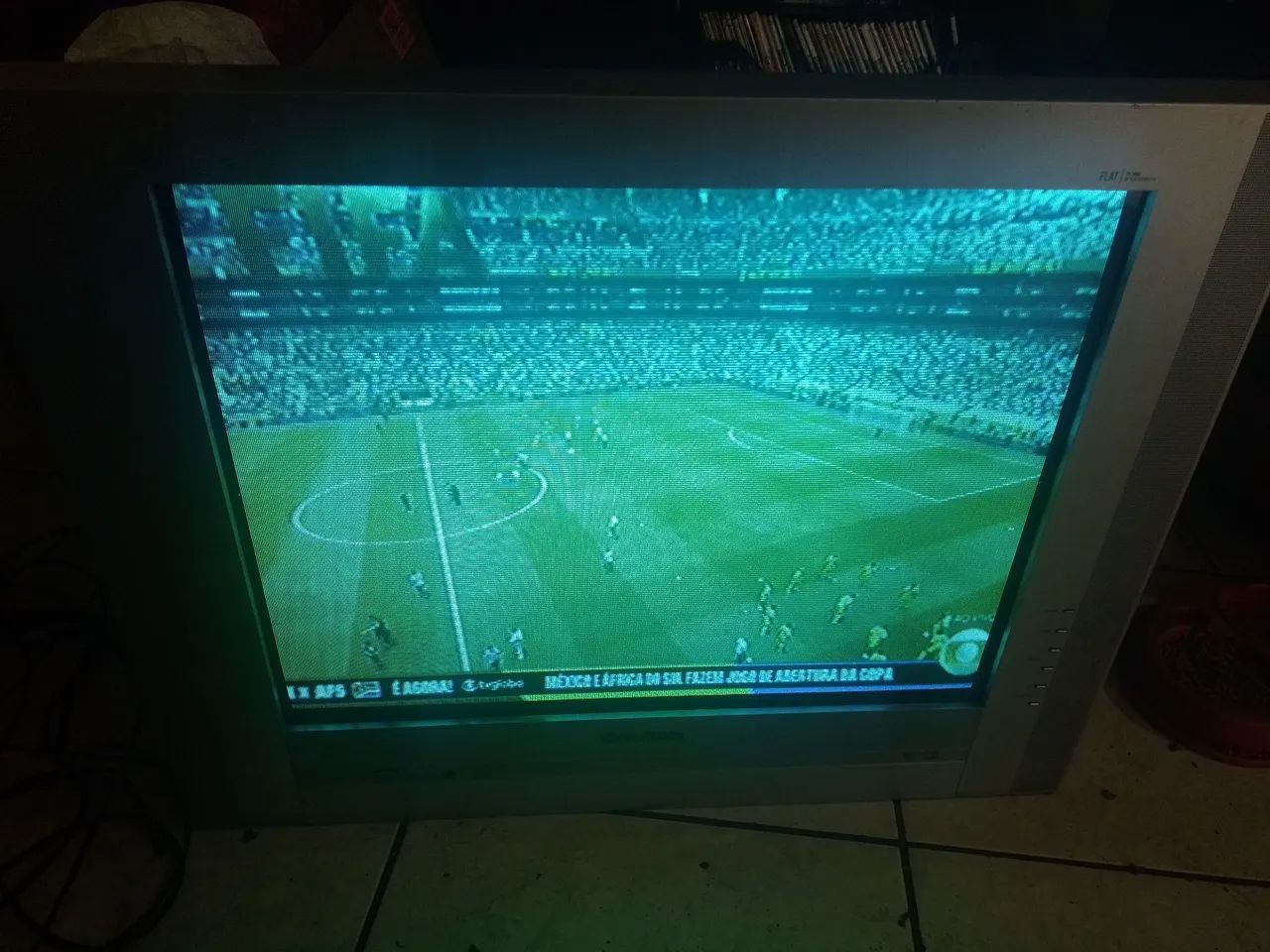 Vendo televisor de 38 polegadas de tubo perfeita para videogames leia a descrição antes !! - Foto 2