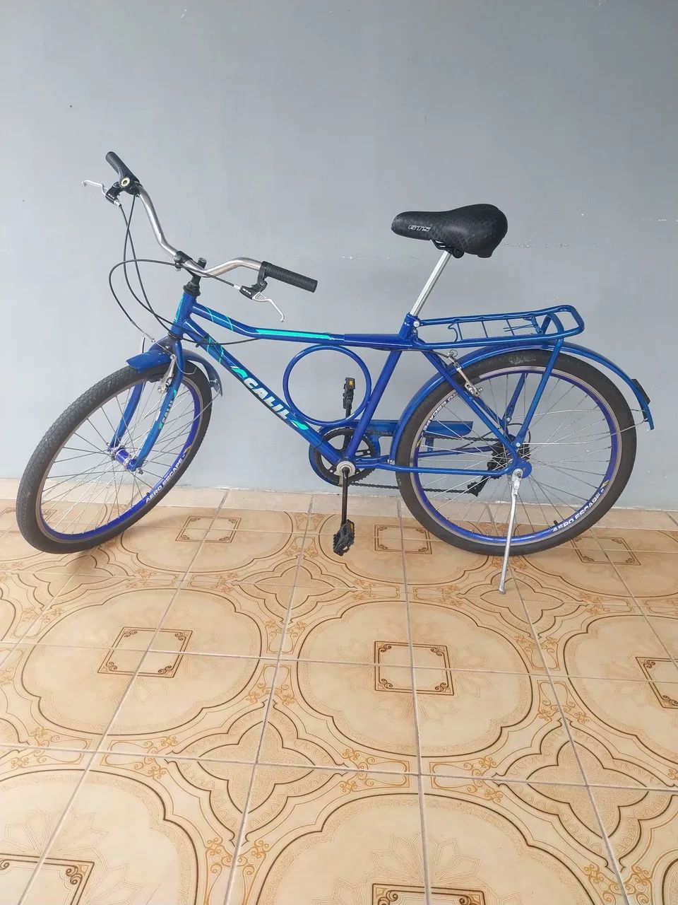 Bicicleta marca callil 6 marcha semi nova 