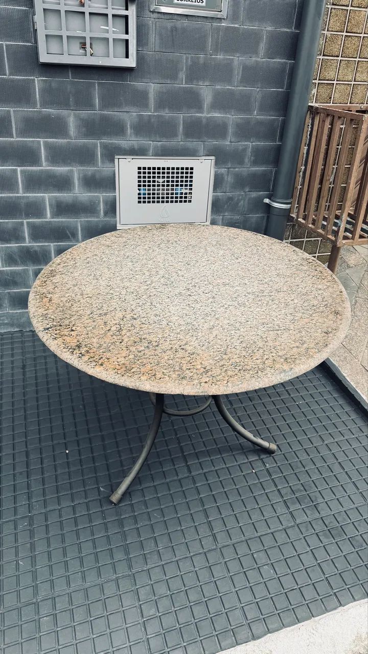 Mesa Standar em granito com design moderno e elegante. Base em metal - Foto 2
