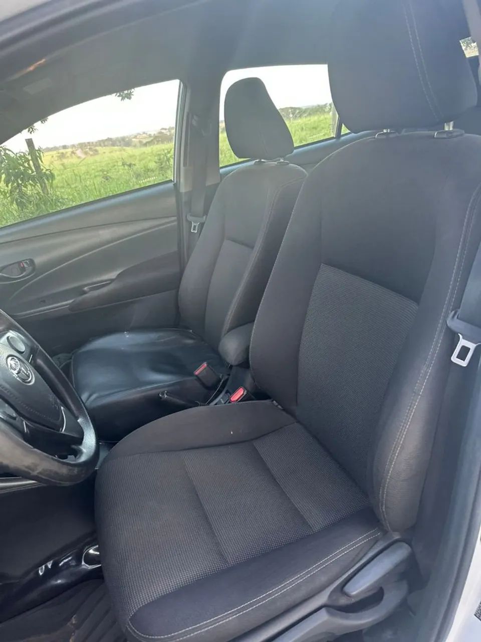 Toyota Yaris XL Sedan 1.5 Flex 16V 4P Aut. 2024 - Foto 4