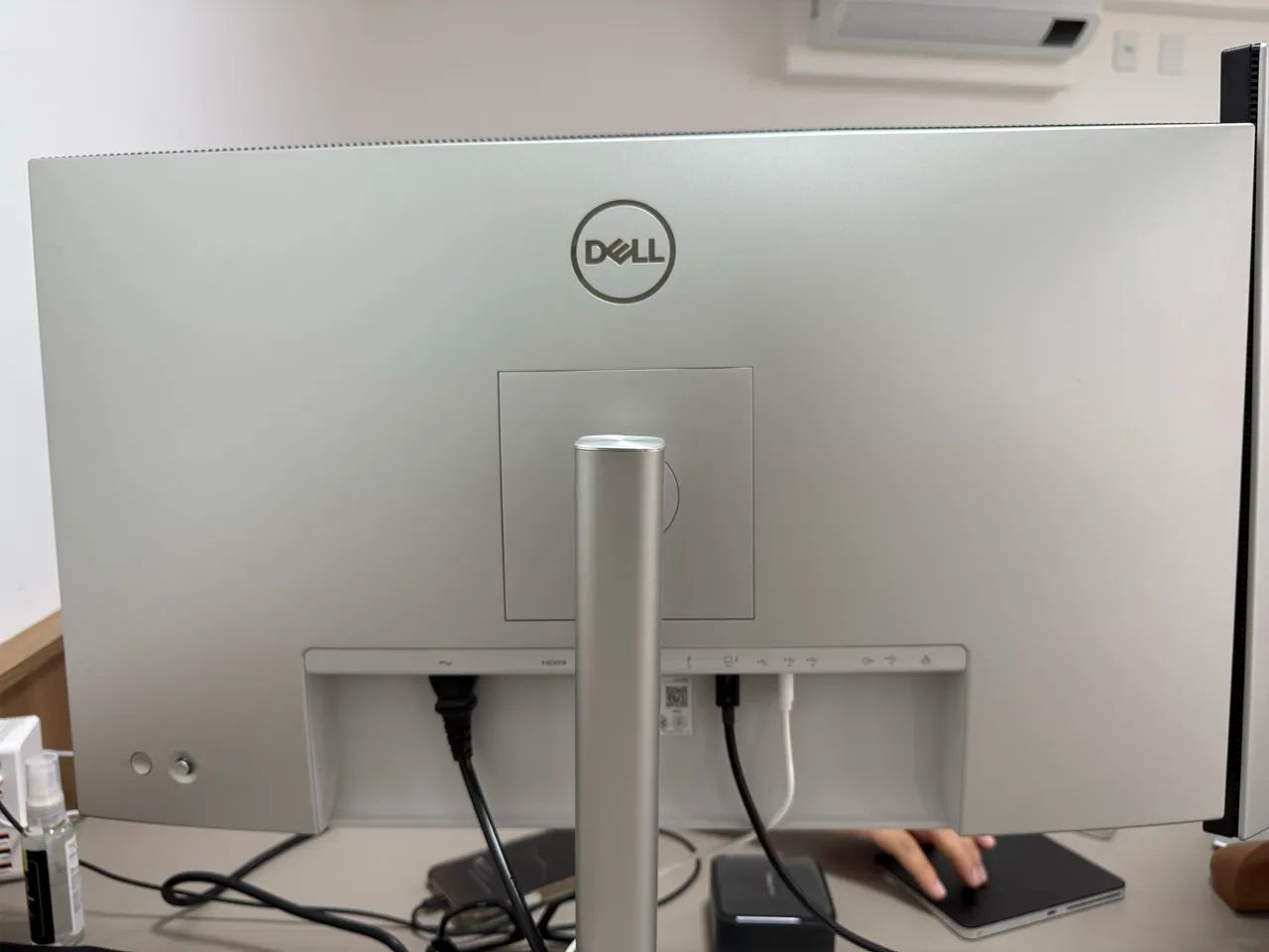 4 Monitores Dell UltraSharp 27 Polegadas