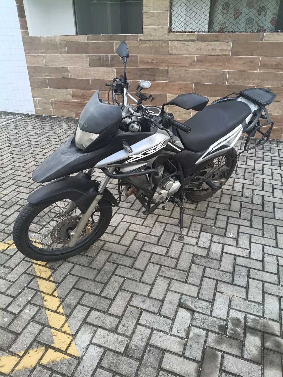 XRE 300
