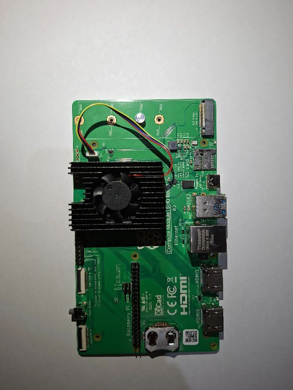Raspberry Pi Compute Module 5 (CM5) 4GB RAM / 32GB eMMC com I/O Board Novo