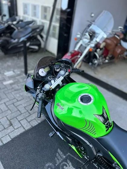 Kawasaki Zx-6r 600cc 2012 - 1509180706 | OLX
