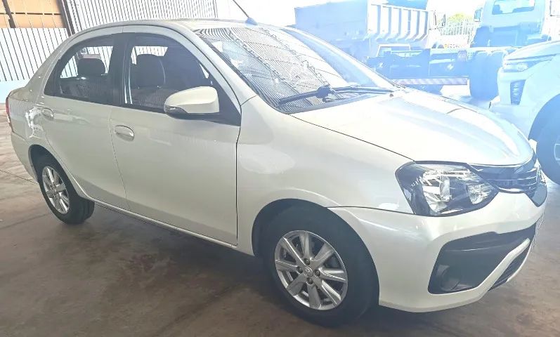 Toyota Etios ETIOS X Plus Sedan 1.5 Flex 16V 4p Aut. 2021
