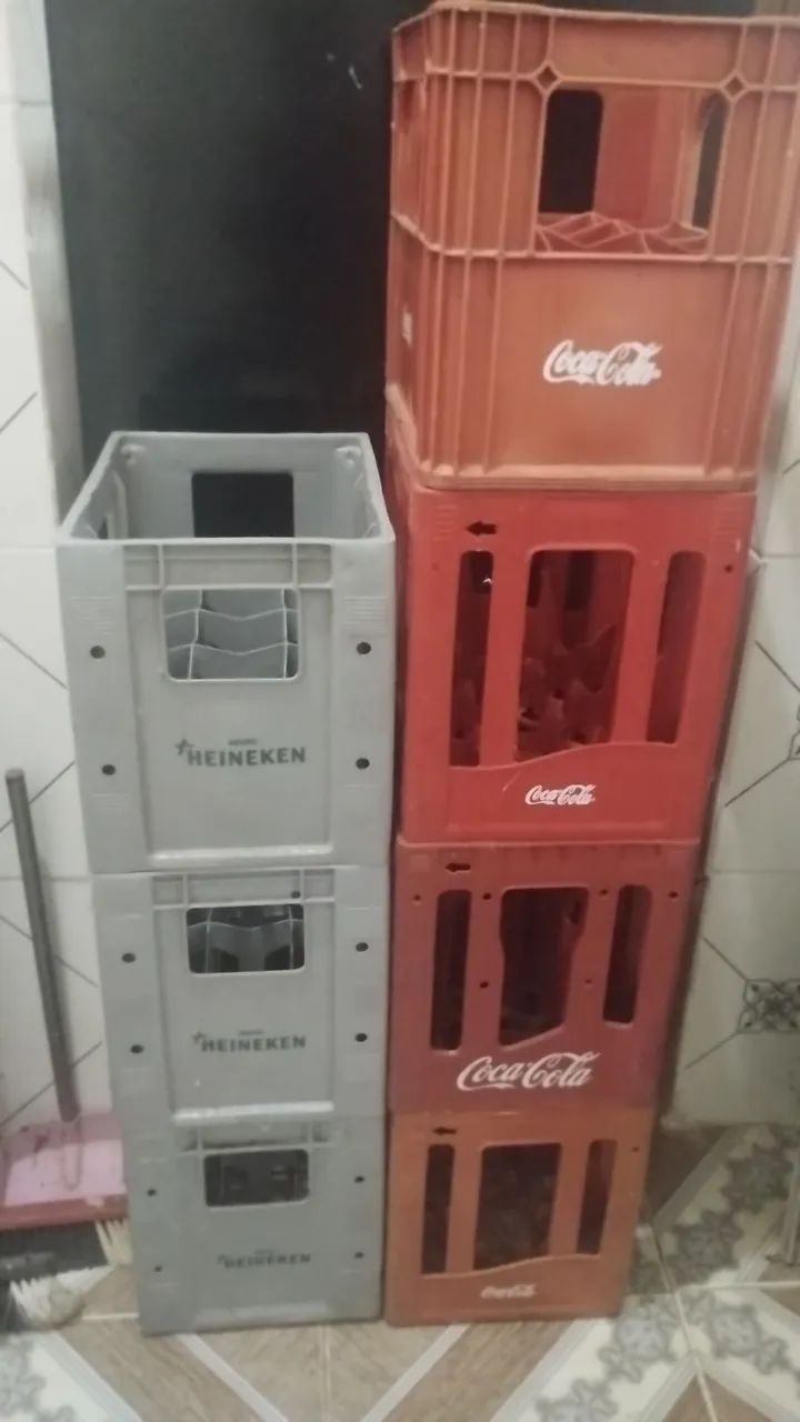 7 Caixas de litrão e coca cola retornável vazia  - Foto 2