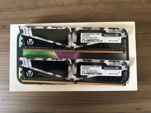 Kit Memória RAM 16GB (2x8GB) DDR4 3000MHz T-Force Vulcan - PICHAU