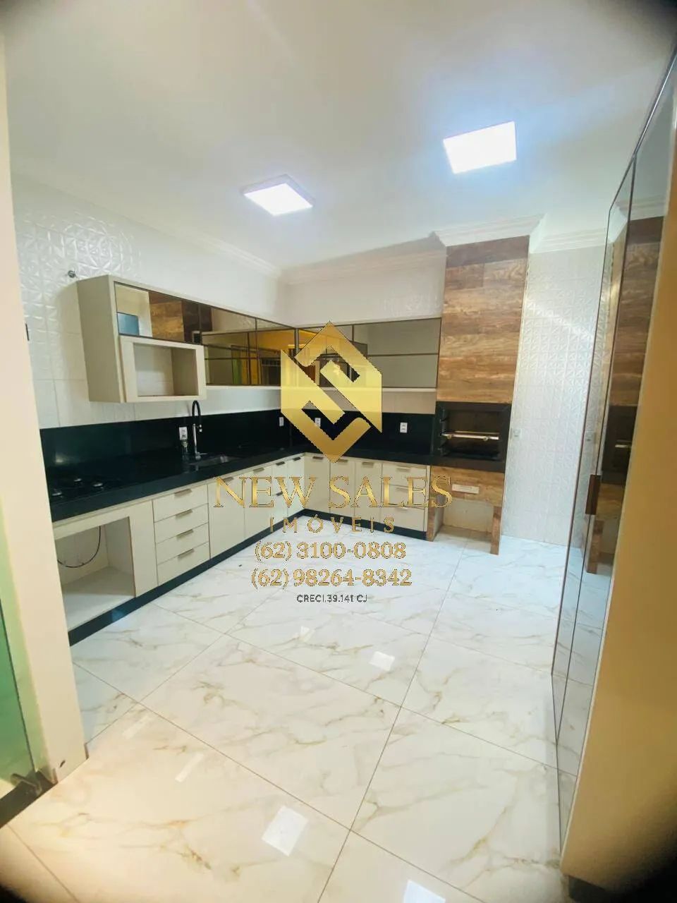 Casa Moderna com 3 Quartos e Acabamento de Alto Padrão - Região Noroeste