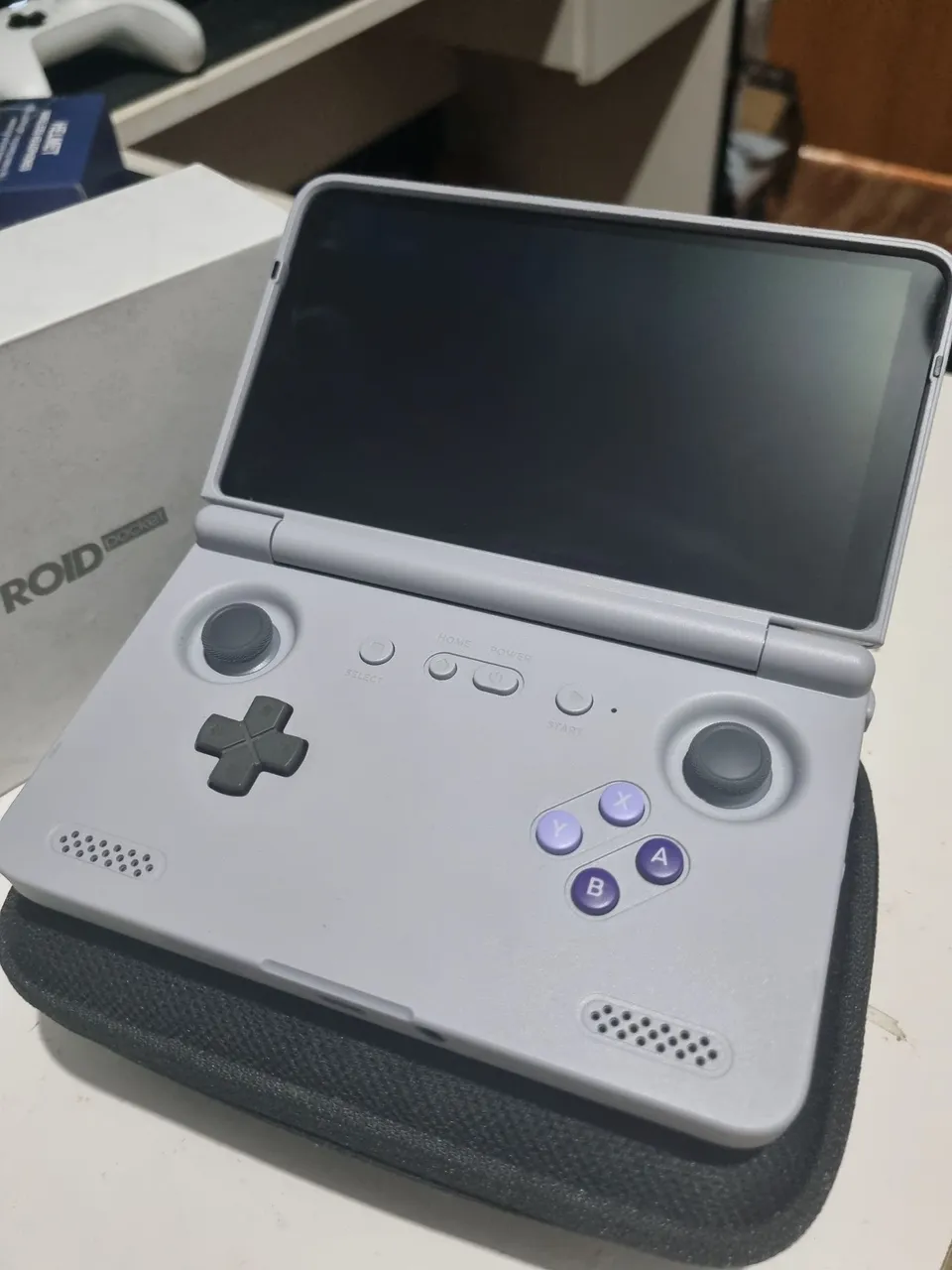 Retroid Pocket 4 Pro impecável - Peças e Acessórios de Vídeo Game