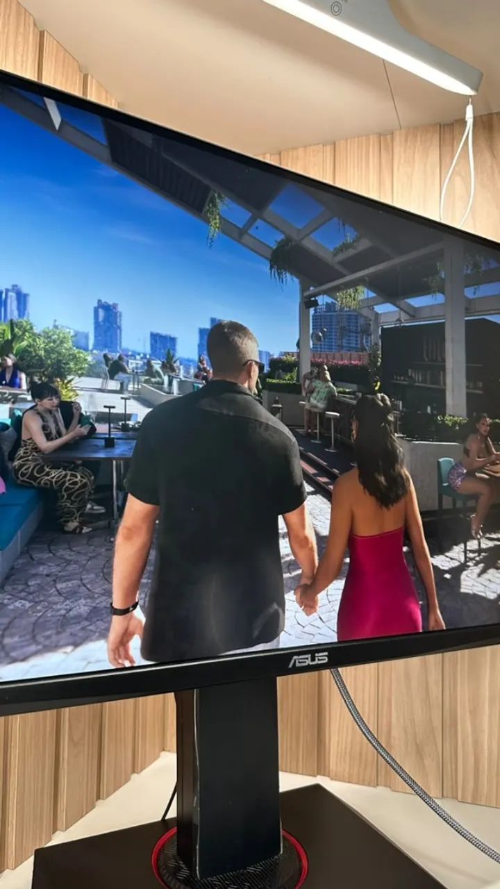 ASUS TUF - 4K 27 POLEGADAS 60HZ VG289Q - Foto 4