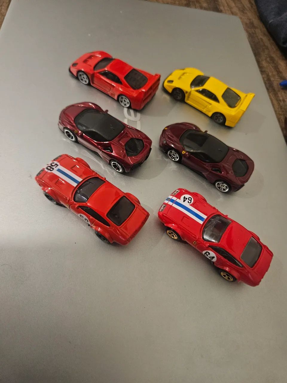Ferraris Hotwheels - Foto 2