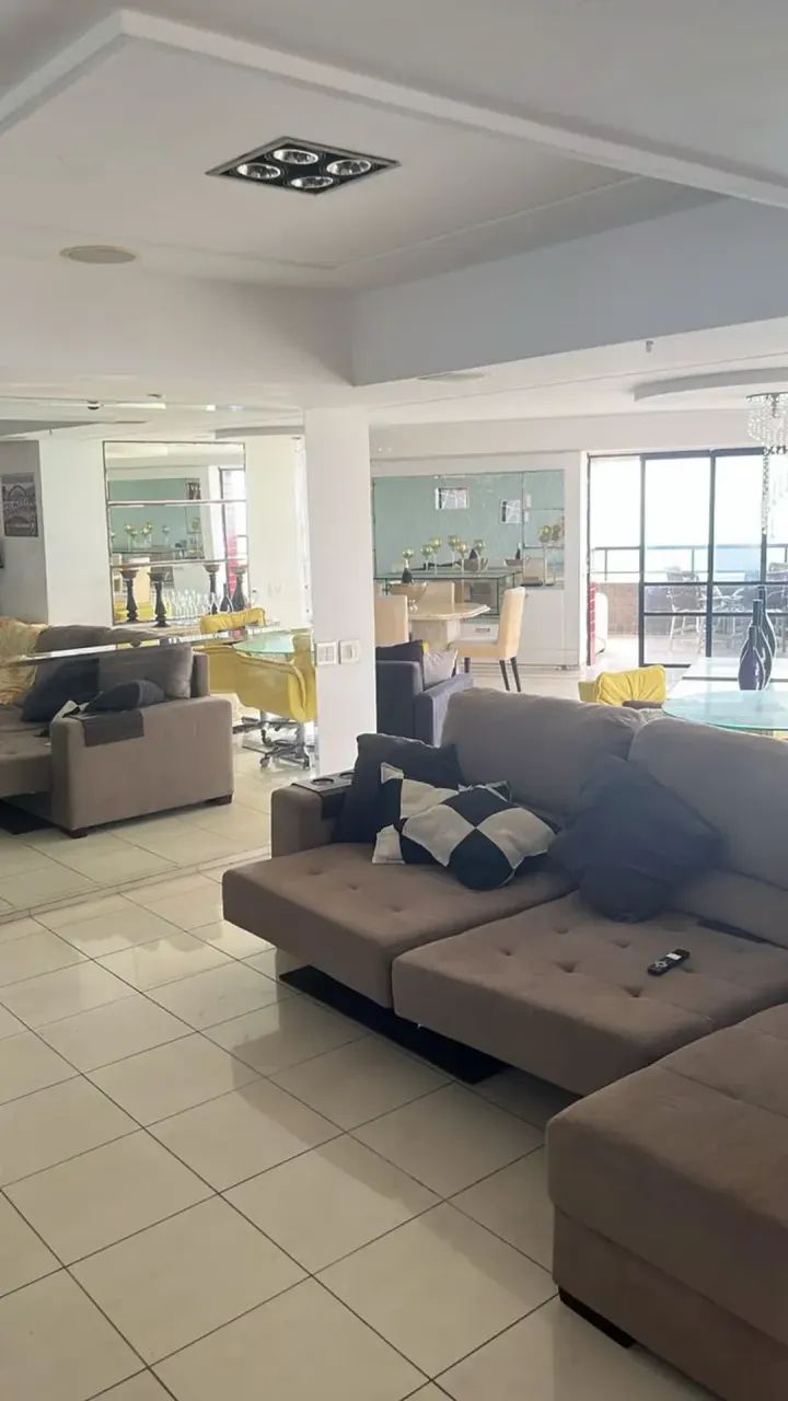 Imóvel para aluguel possui 314 metros quadrados com 4 quartos - Foto 4