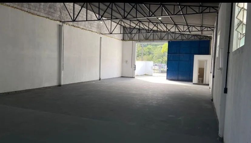 Galpão com viabilidade para edificação 6 andares - Foto 3