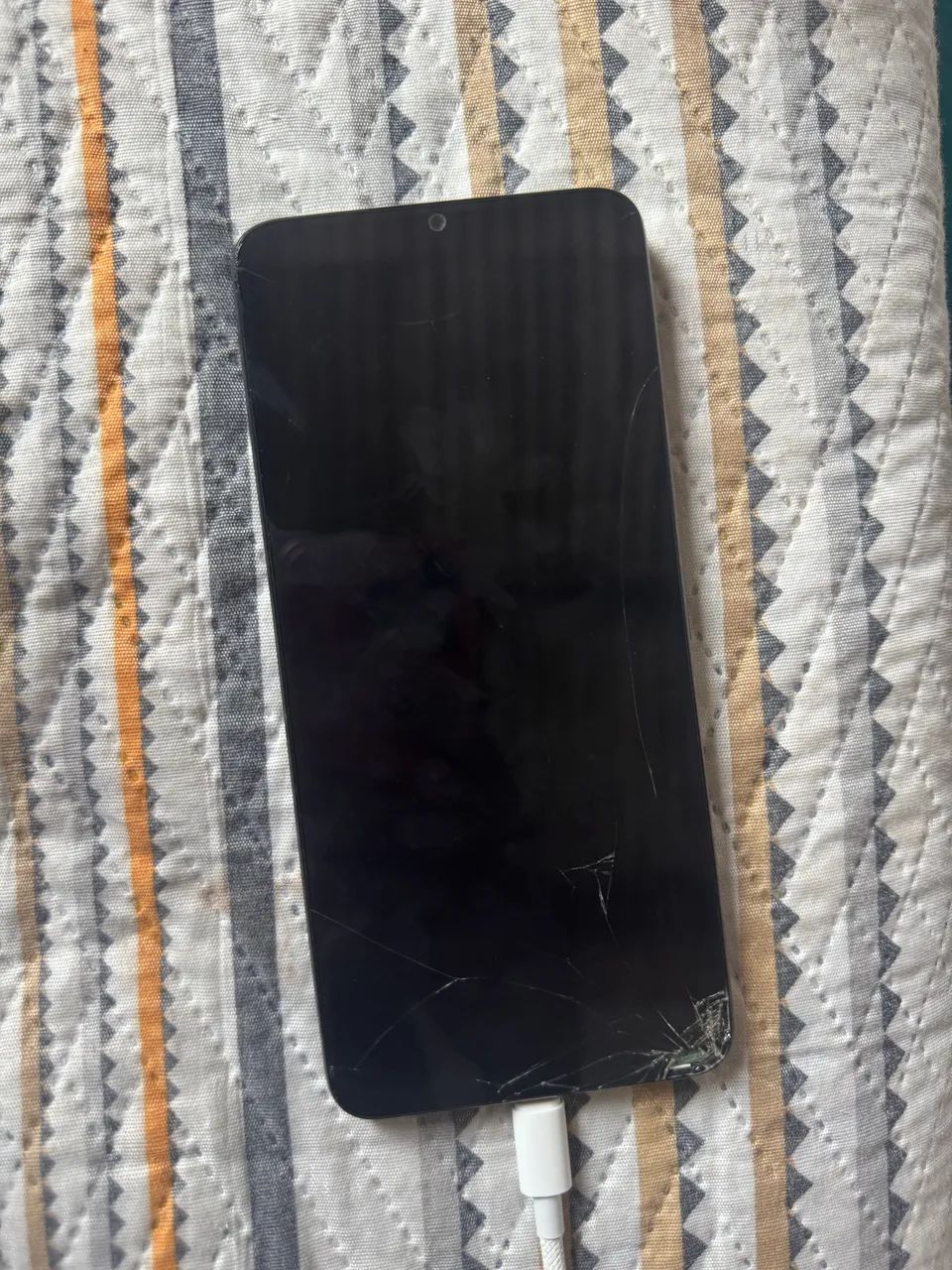 Celular UMIDIGI para retirada de peças - Foto 2