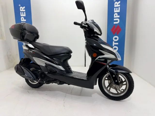 Suzuki Haojue VR 150 FI
