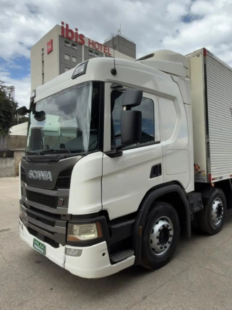 SCANIA P320 B8X2 - Foto 4