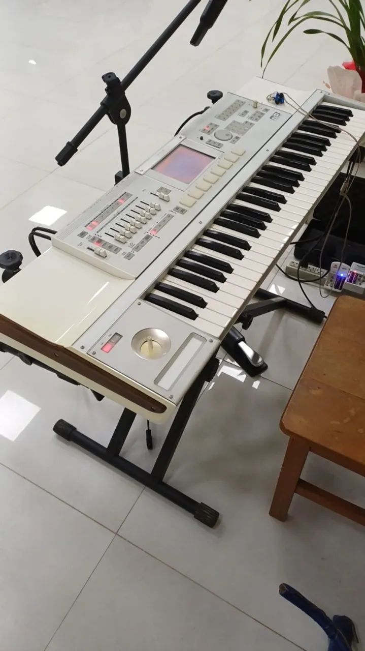 Teclado korg M3