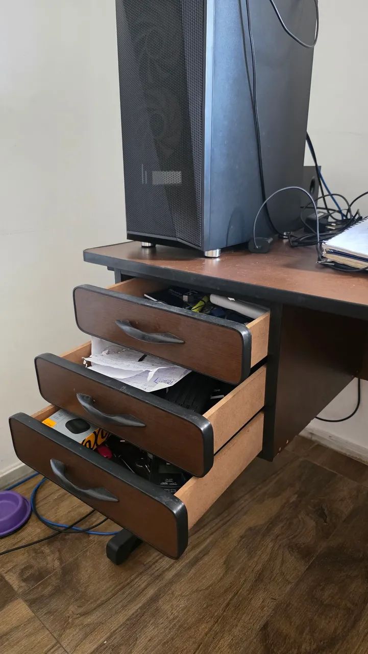 Mesa de escritório ou home office de MDP e ferro - Foto 3
