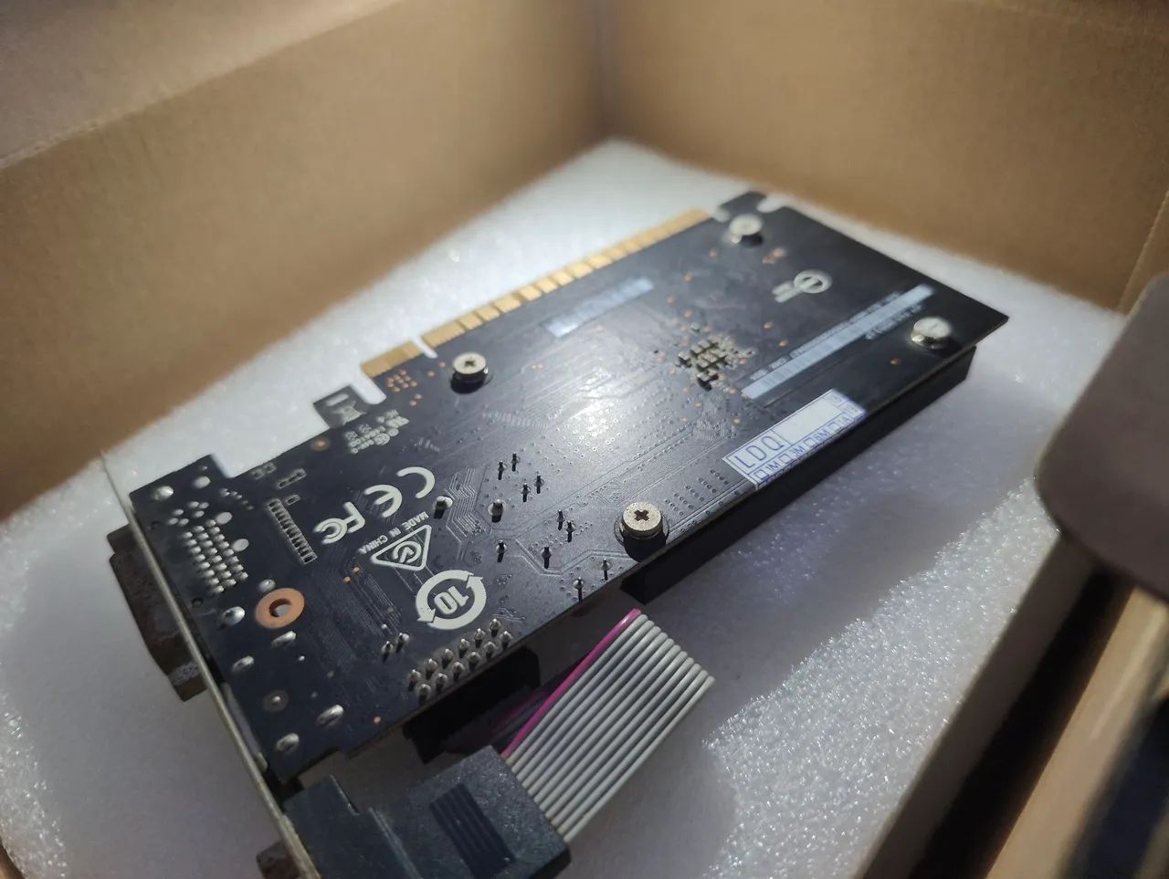 GT710 MSI - Muito conservada  - Foto 2