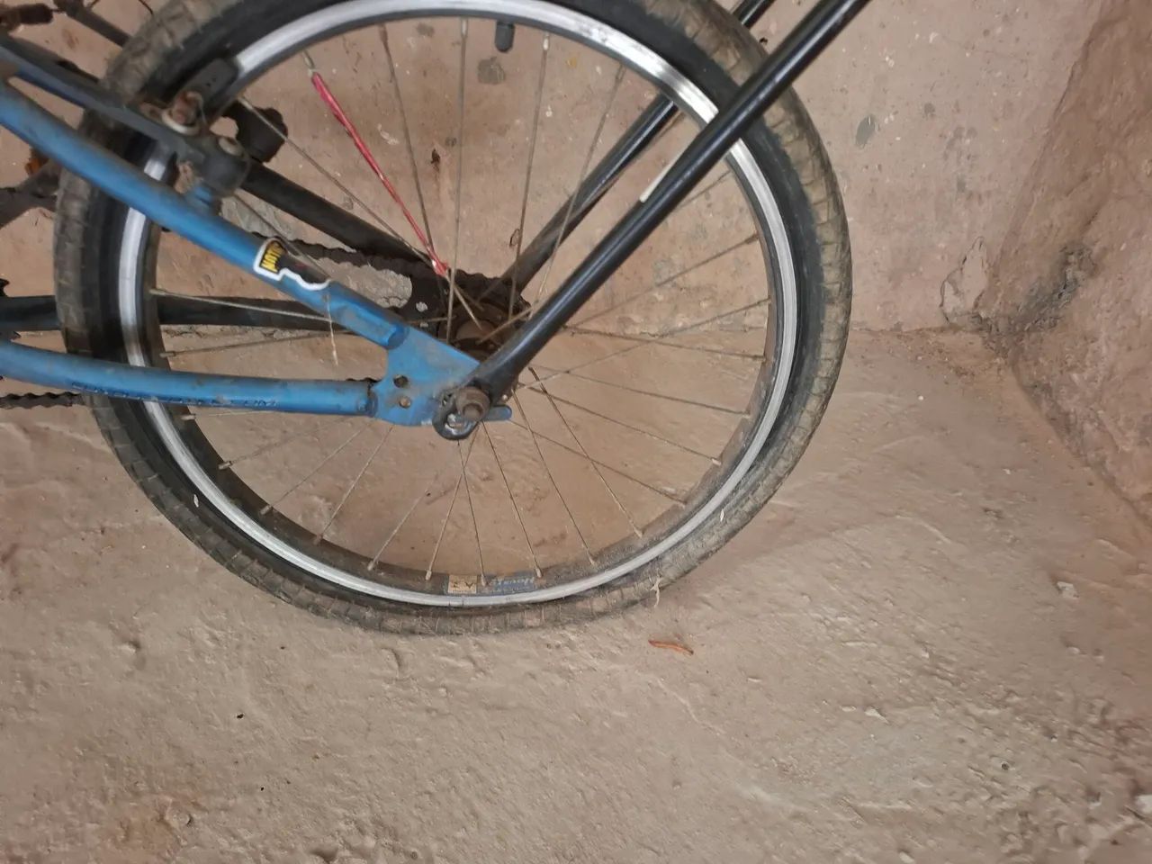 Bicicleta aro 20 - Foto 2