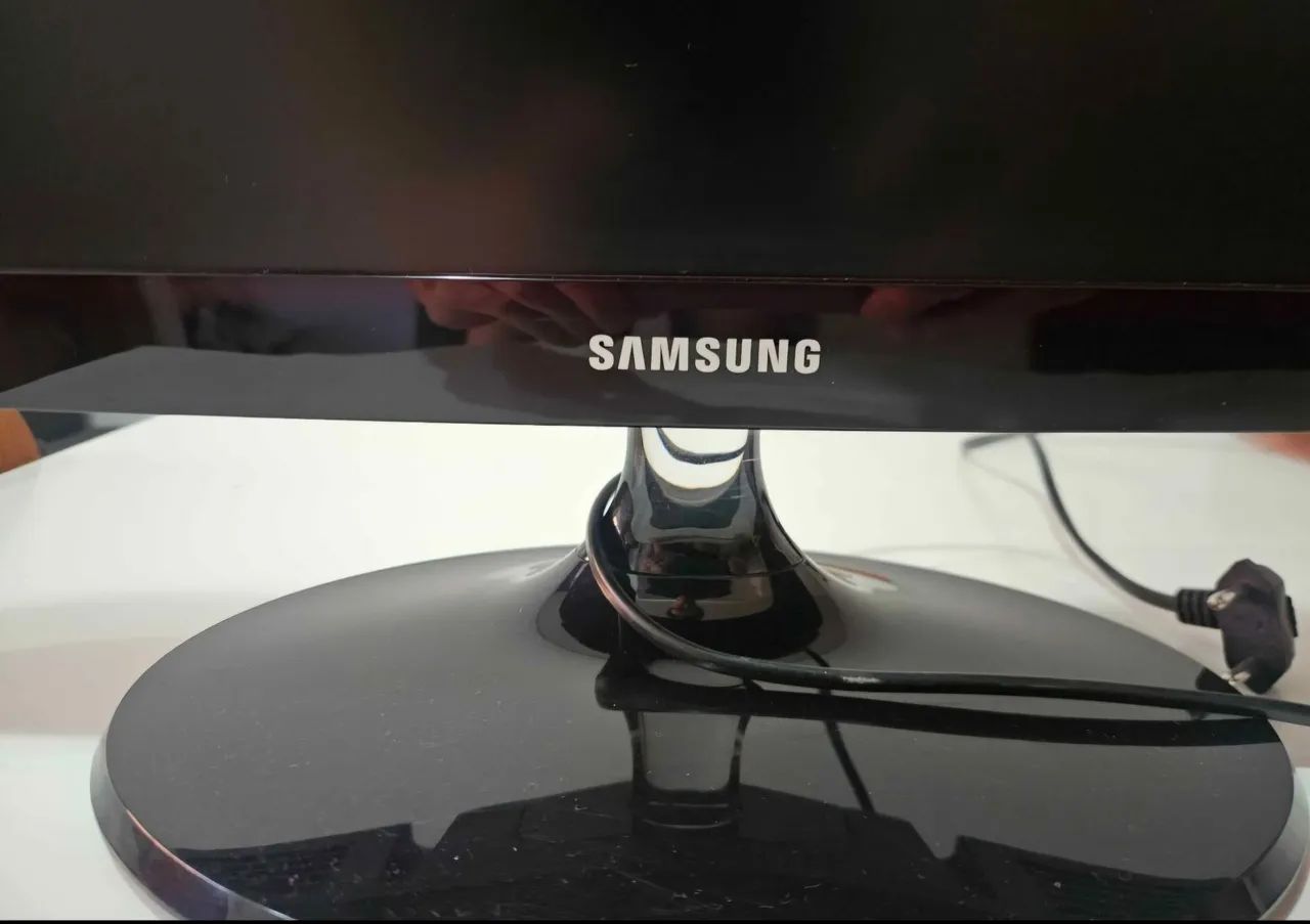 Monitor / TV Samsung 24' - Foto 2