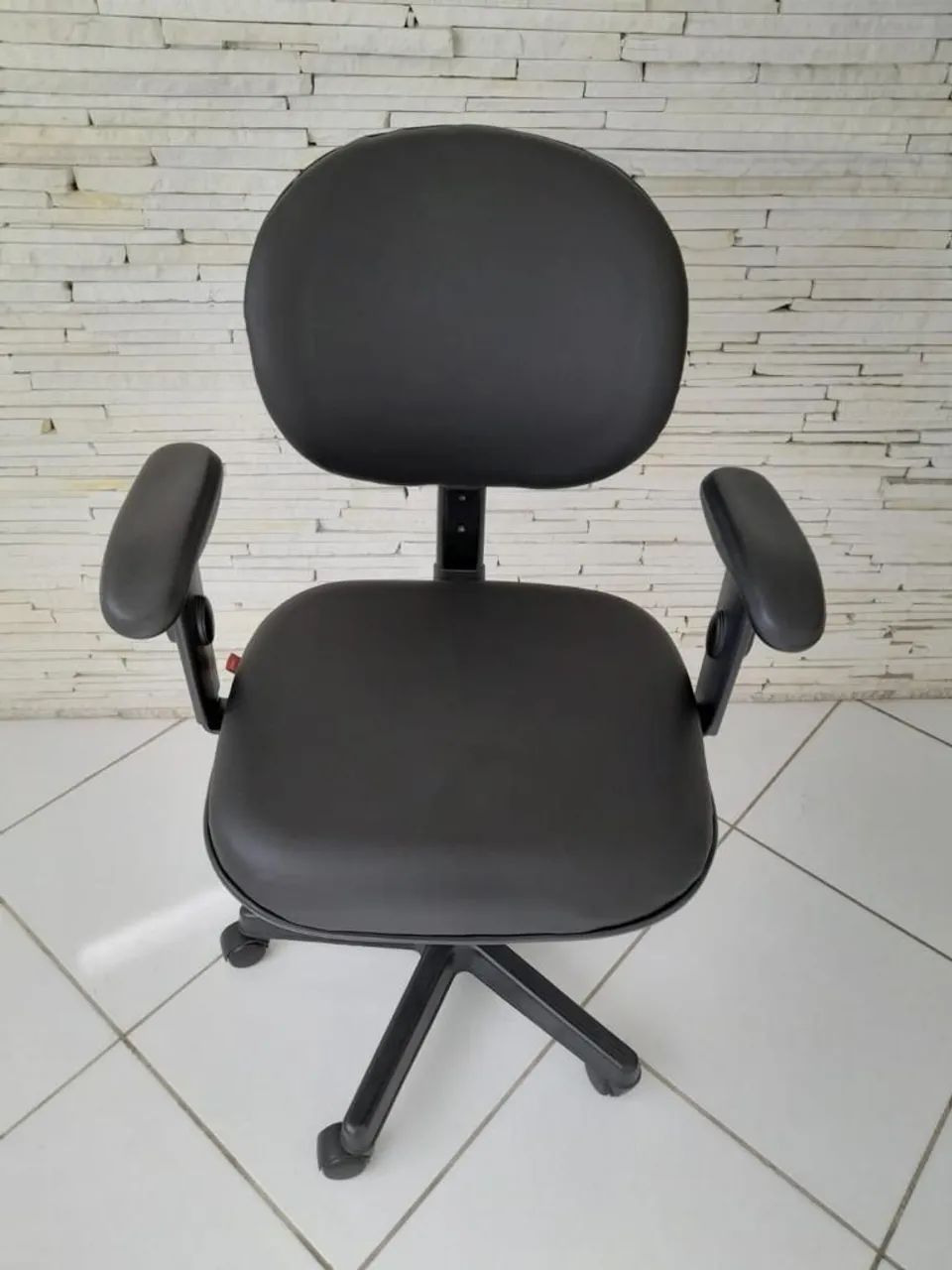 Cadeira de escritório Nr17  - Foto 4