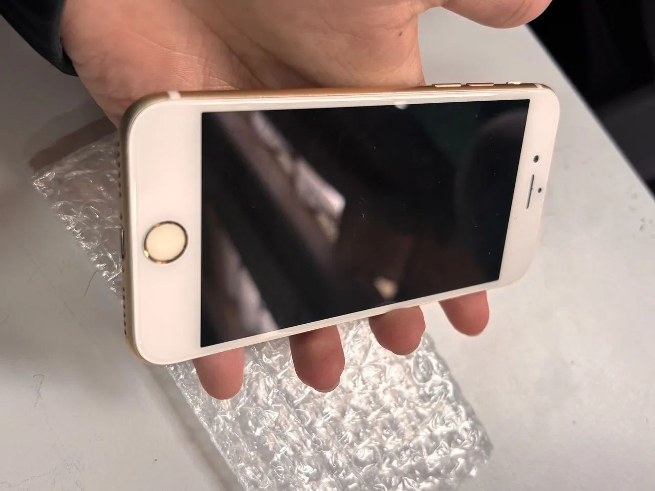 iPhone 7 dourado 32GB (Leia a descrição) - Foto 5