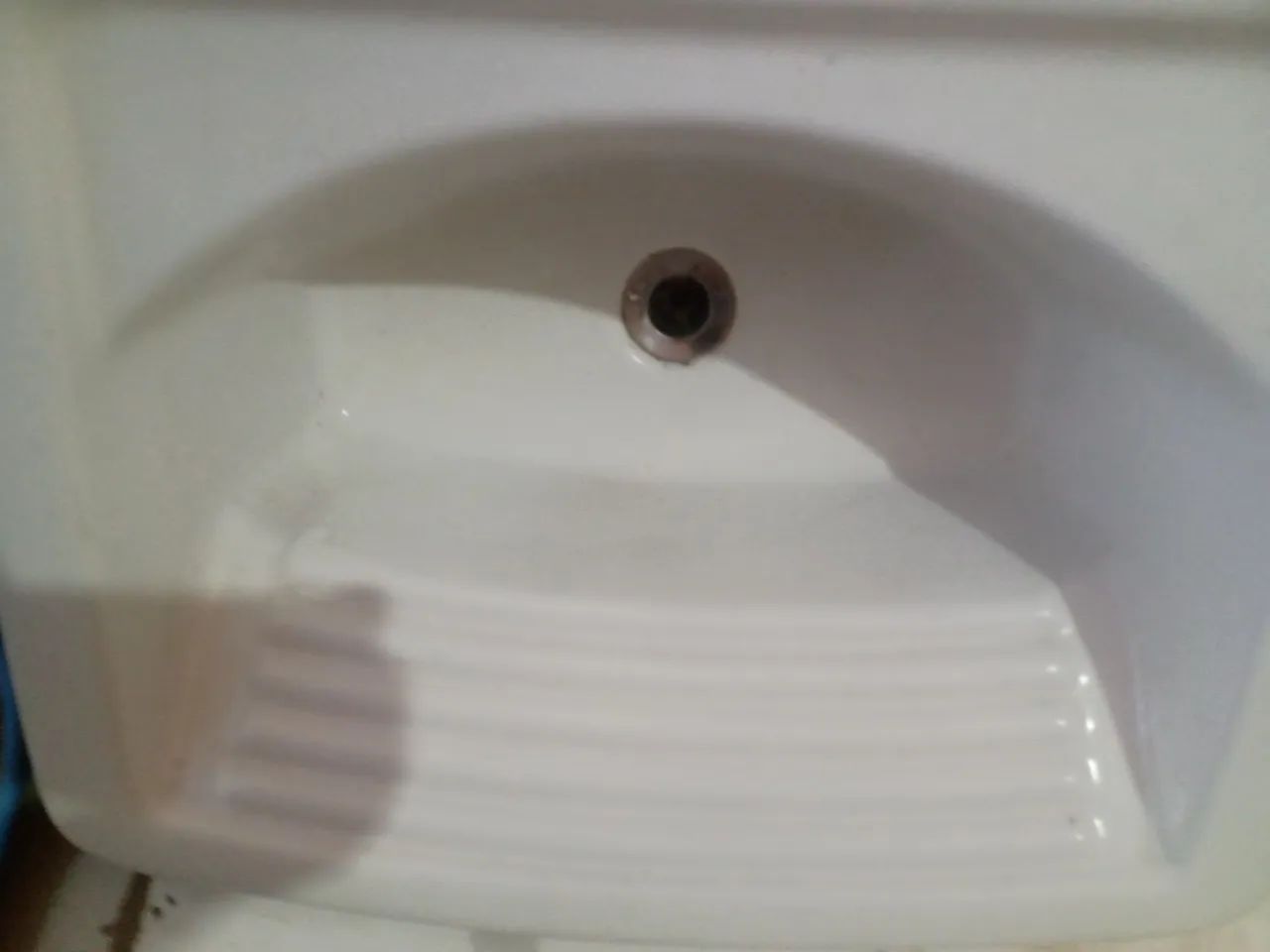 Sink441139903983800322