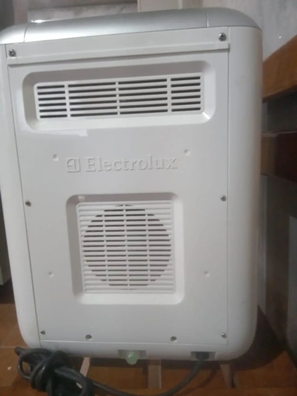 BEBEDOURO DE AGUA GELADA  ELECTROLUX - Foto 3
